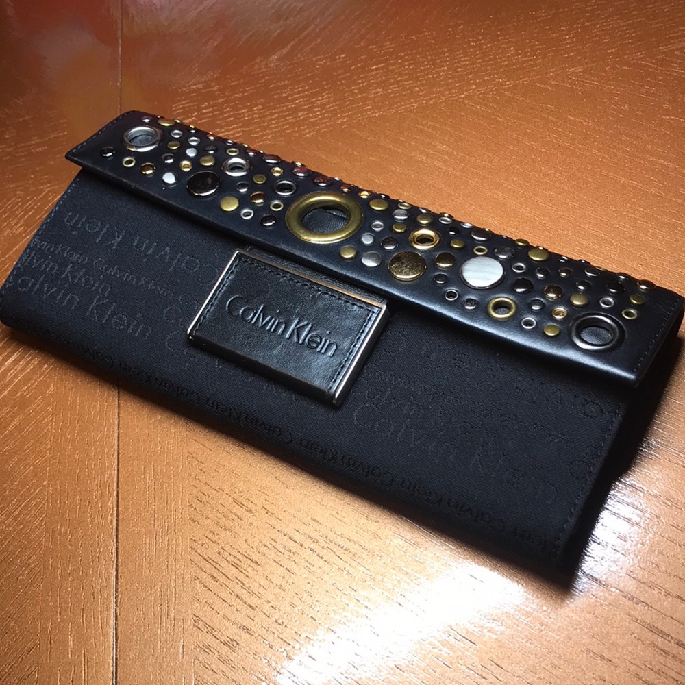 Calvin Klein wristlet/wallet